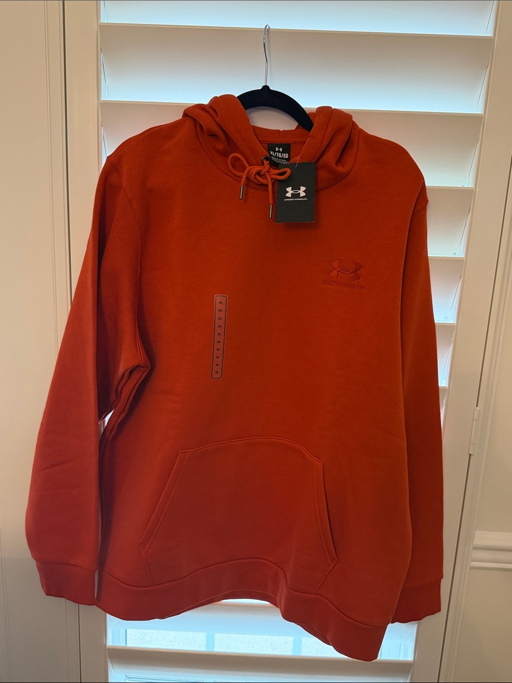 Under Armour Men’s Orange Pullover Hoodie Size XL